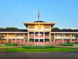 Mahasiswa Aktivis vs IPK Tinggi: Siapa Lebih Cepat Dapat Kerja?