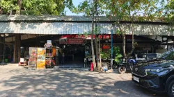 Soto Lamongan Cak Har, Gurih Mlekoh Legenda Kuliner Surabaya Sejak 1992