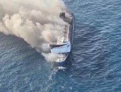 Tragedi Mutiara Sentosa 2: Siapa Bertanggung Jawab Atas Terbakarnya Kapal di Laut Madura?