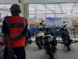 Parkir Liar: Pembunuh Senyap UMKM yang Harus Diberantas, Ini Dampak dan Solusinya