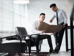 Gestur dalam Pertemuan Bisnis: Kunci Sukses atau Bumerang Karir Anda