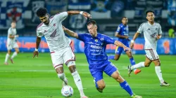 Prediksi Persija vs Persib: Duel Klasik di GBK, Peluang 50-50, dan Badai Cedera yang Menghantui